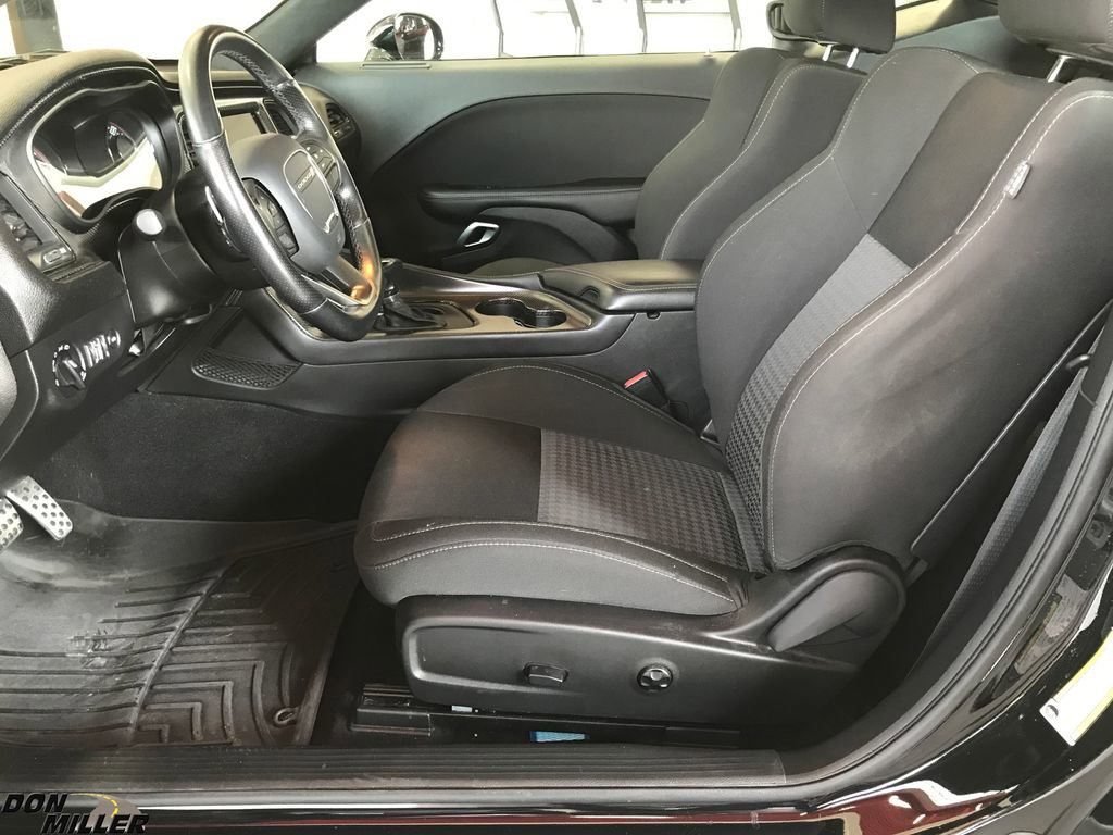 Certified 2020 Dodge Challenger R/T w/ Carbon/Suede Interior Package image 14