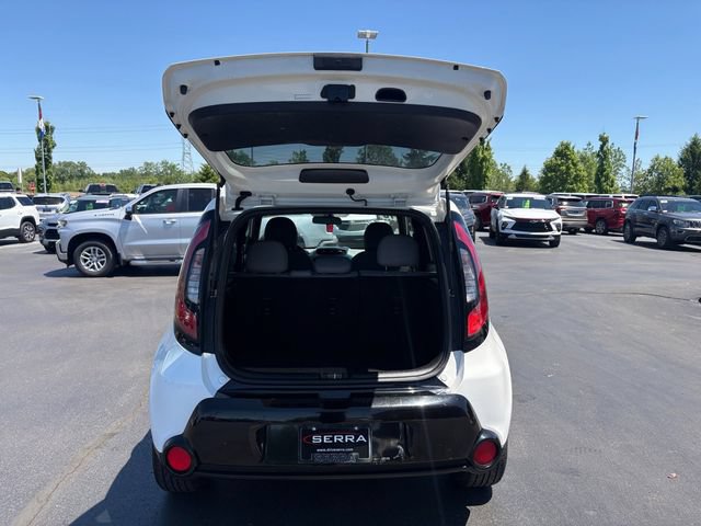 Used 2016 Kia Soul + FWD image 16
