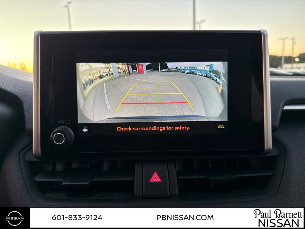 Used 2024 Toyota RAV4 XLE image 19