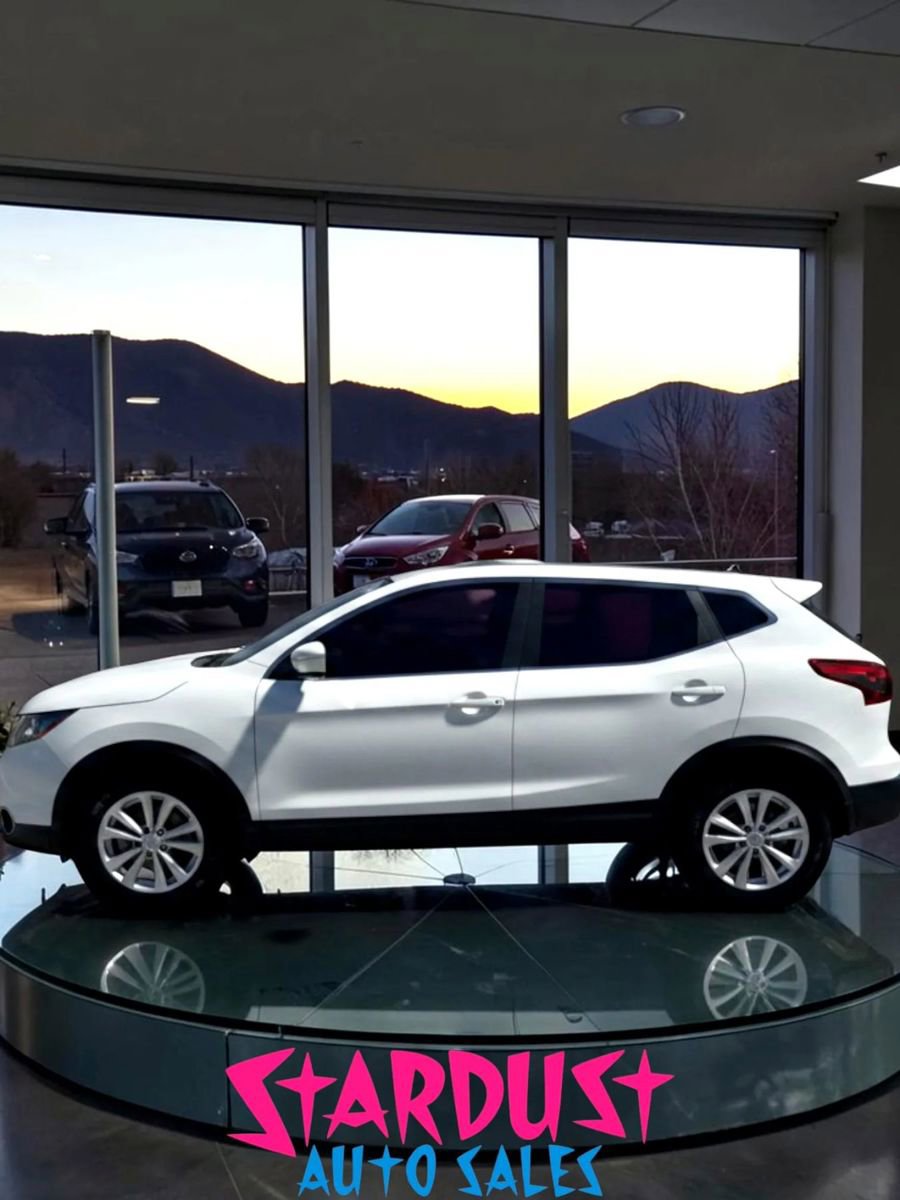 Used 2018 Nissan Rogue Sport S w/ S Appearance Package FWD image 7