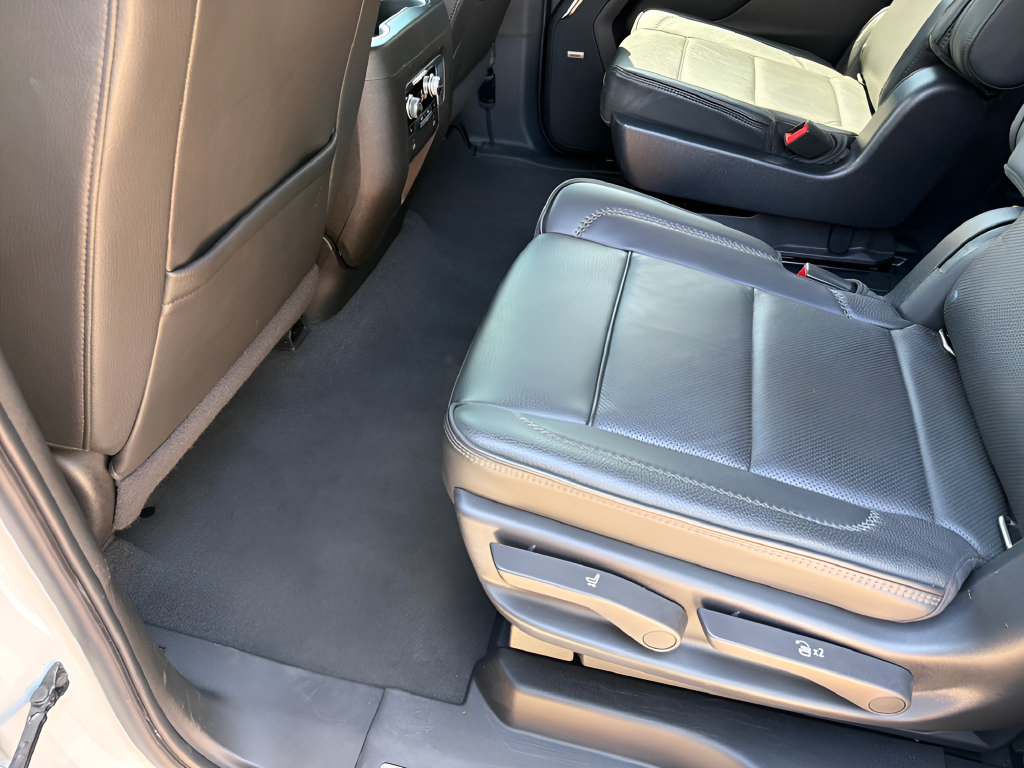 Used 2022 GMC Yukon Denali AWD/4WD image 34