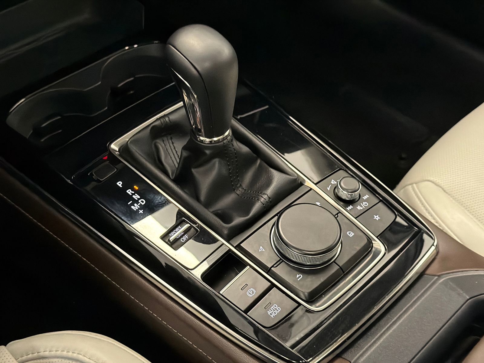 Certified 2025 MAZDA CX-30 AWD 2.5 S w/ Premium Package image 29