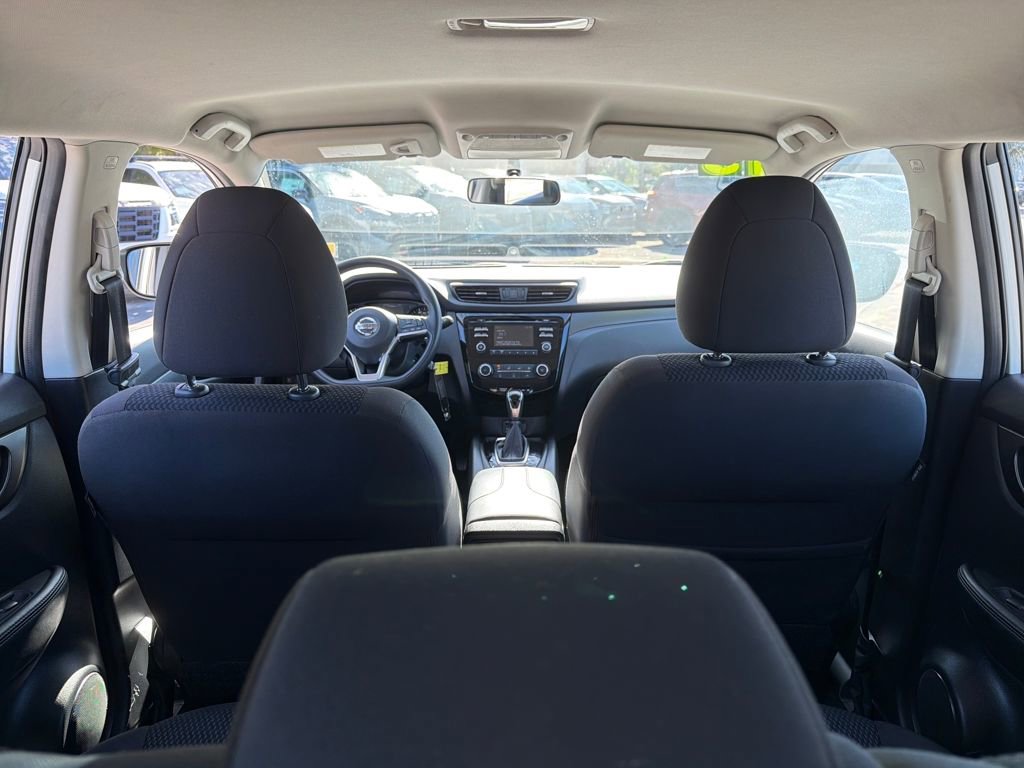 Used 2018 Nissan Rogue Sport S w/ S Appearance Package image 32