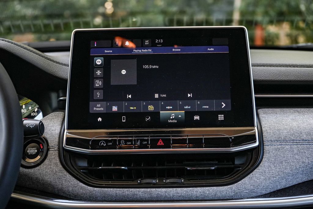 Used 2022 Jeep Compass Latitude image 14