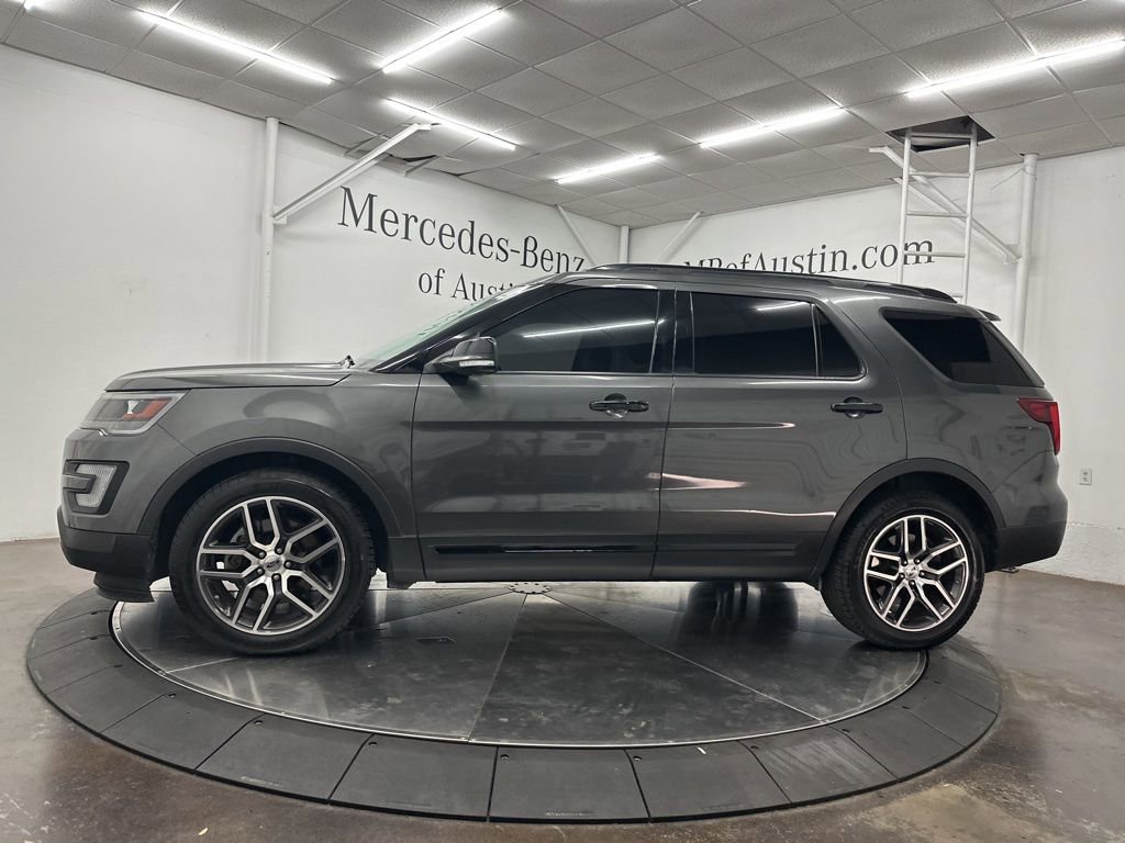 Used 2016 Ford Explorer Sport w/ Equipment Group 401A image 4