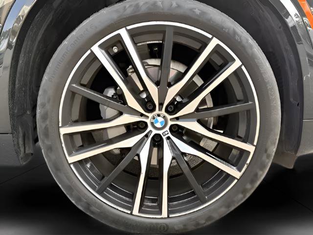 Used 2023 BMW X5 xDrive40i w/ M Sport Package image 10