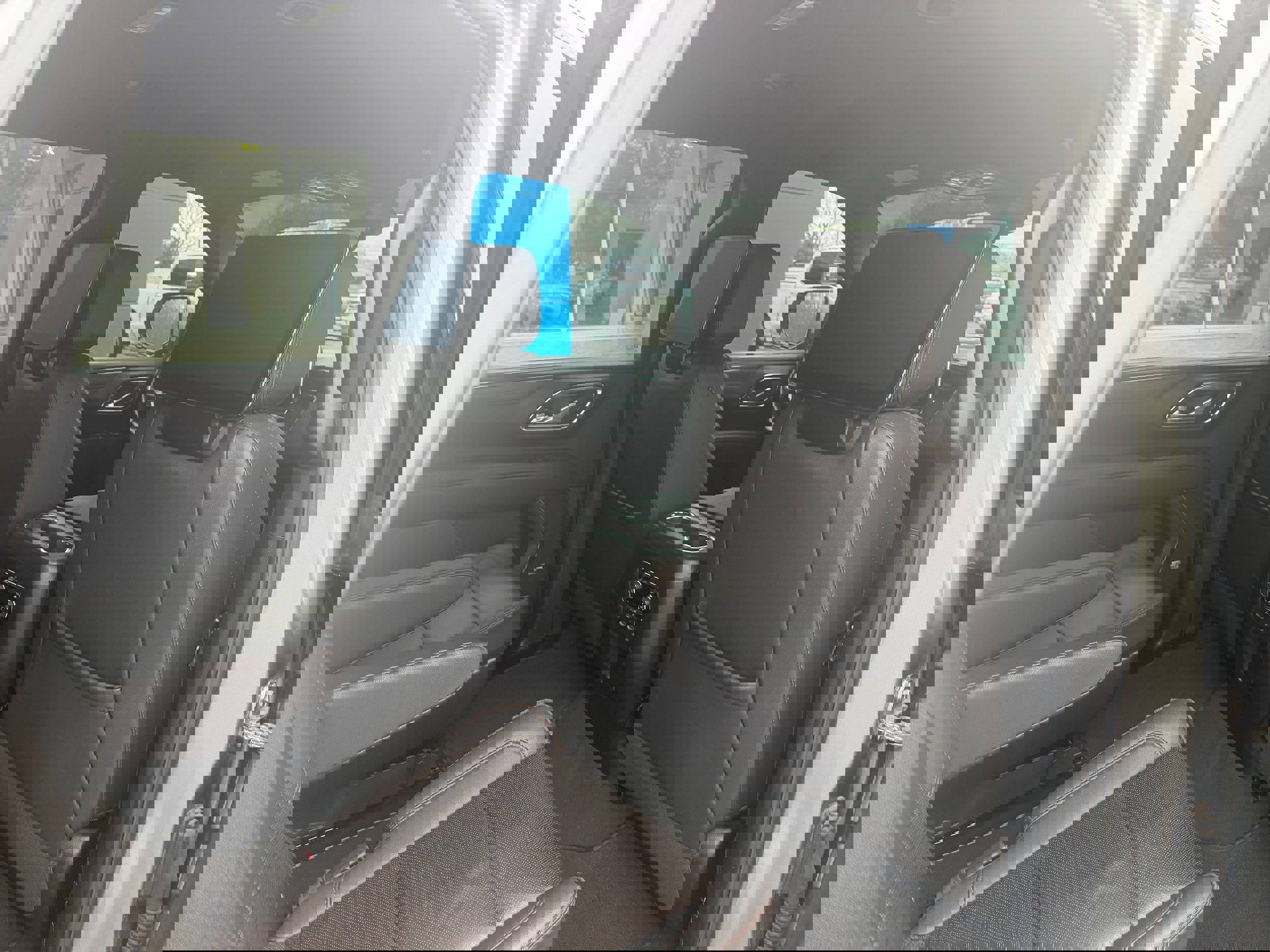 Used 2023 Chevrolet Tahoe High Country w/ Advanced Technology Package image 7