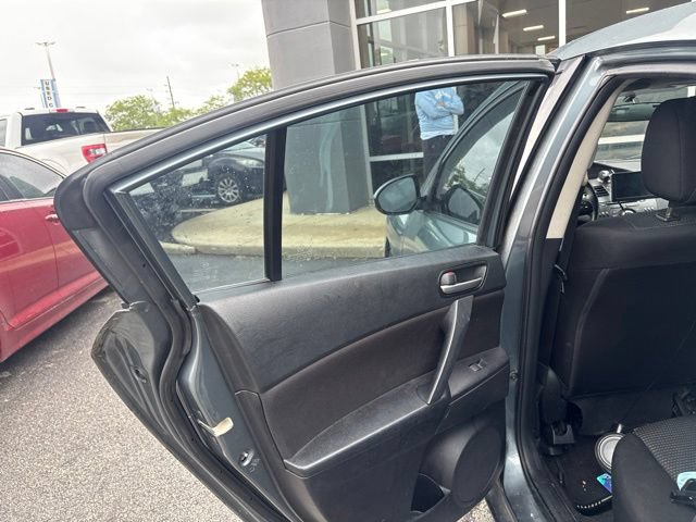 Used 2012 MAZDA MAZDA3 i Touring FWD image 19