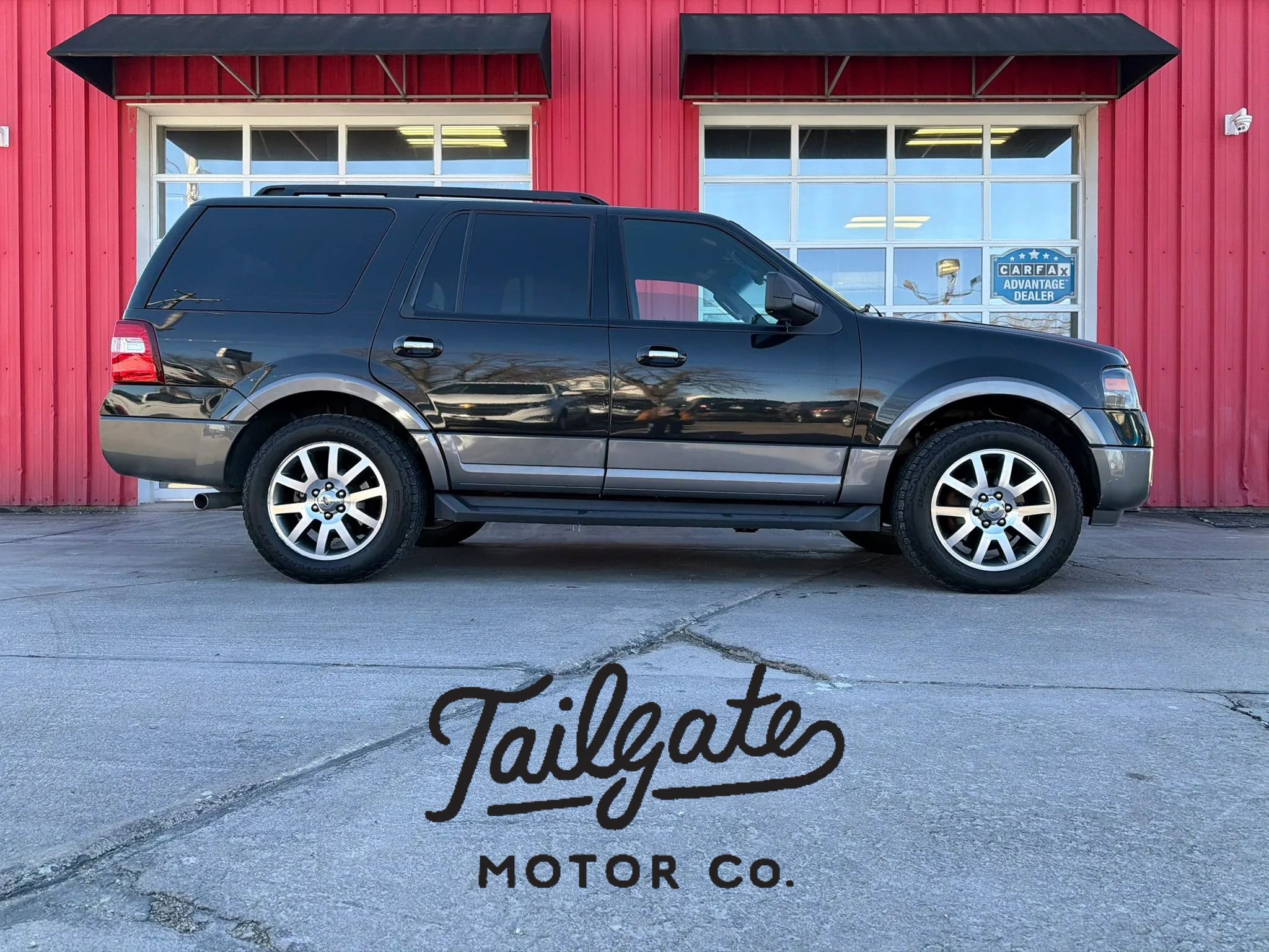 Used 2011 Ford Expedition XLT w/ 202A Rapid Spec Order Code image 1