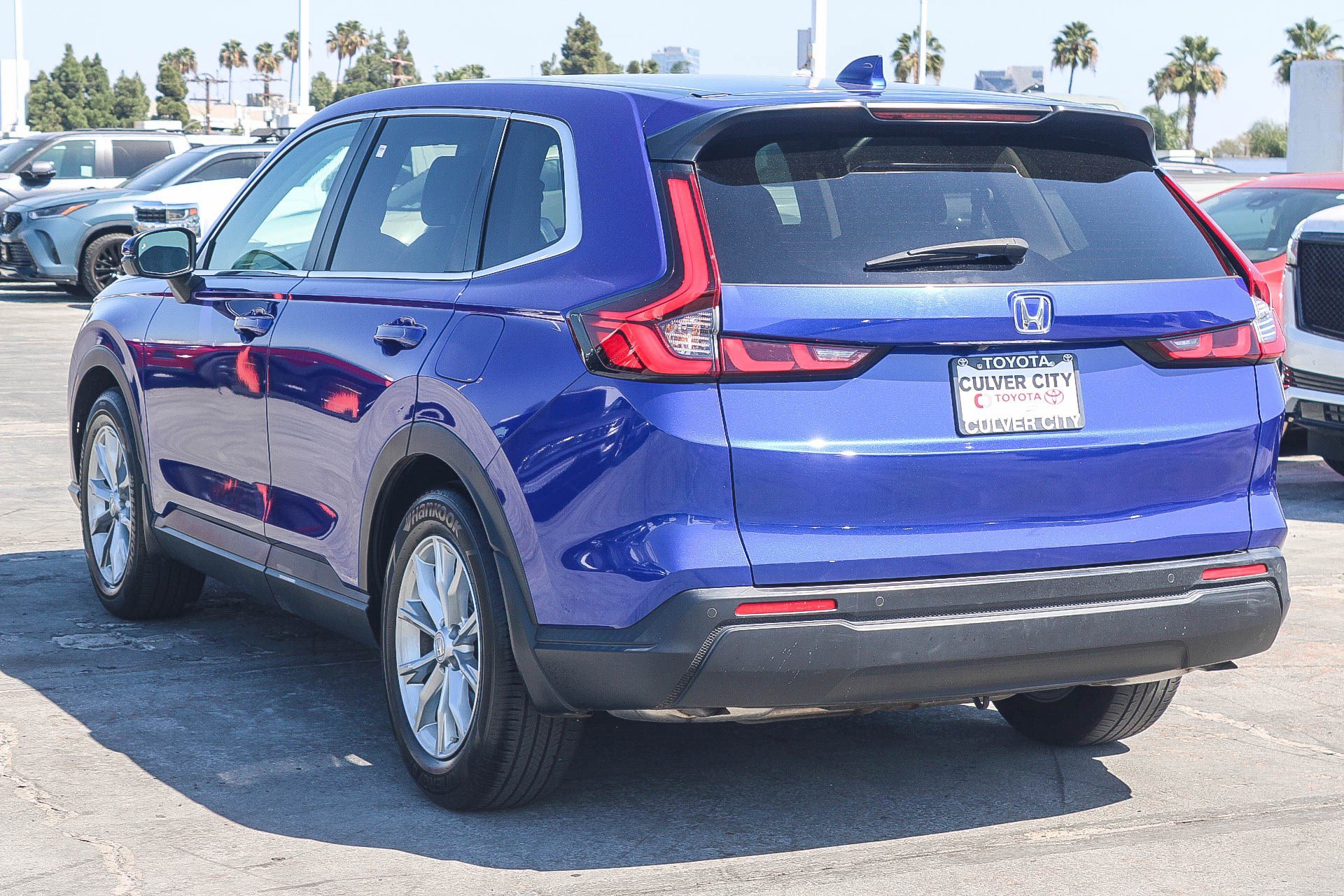 Used 2025 Honda CR-V EX-L image 7