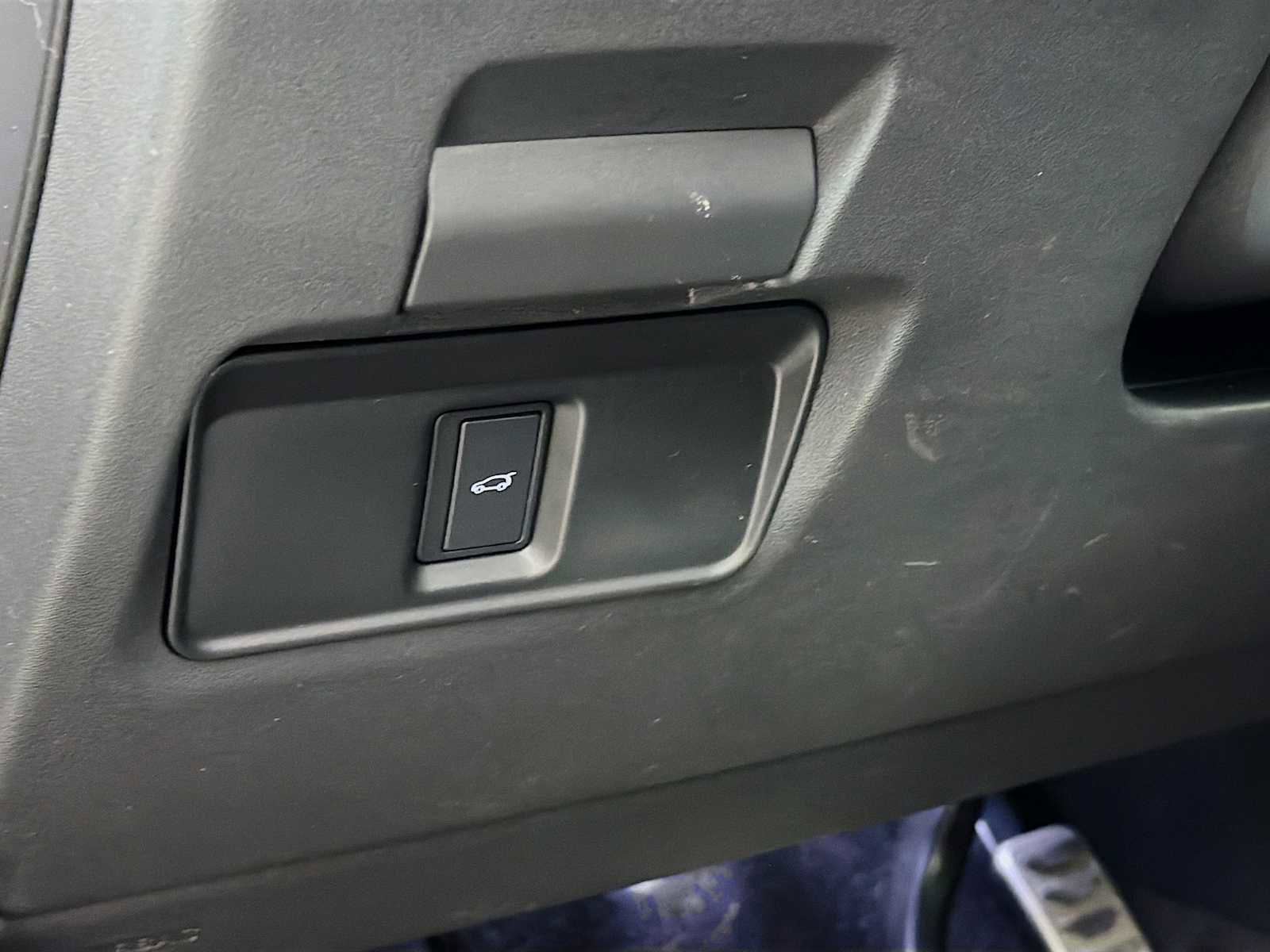 Certified 2024 Land Rover Range Rover Evoque Dynamic SE image 10
