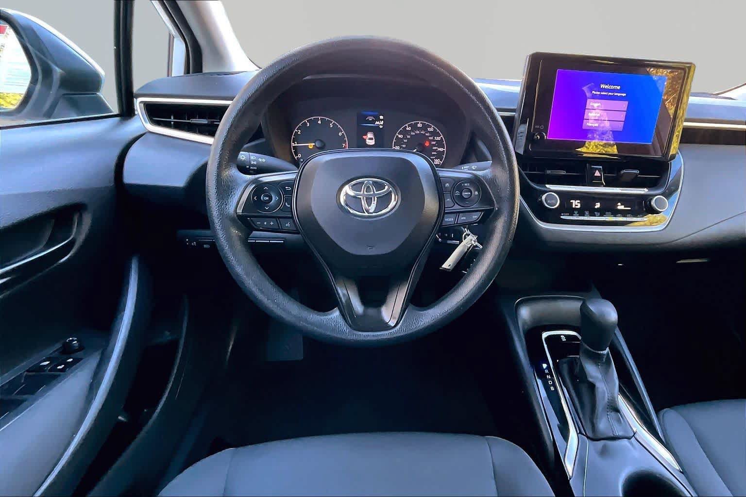 Used 2024 Toyota Corolla LE FWD image 6