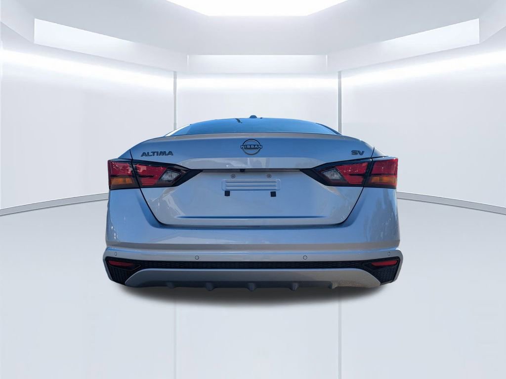 Used 2024 Nissan Altima 2.5 SV image 5