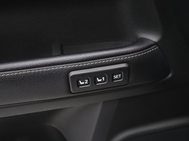 Used 2021 Toyota 4Runner Limited AWD/4WD image 36