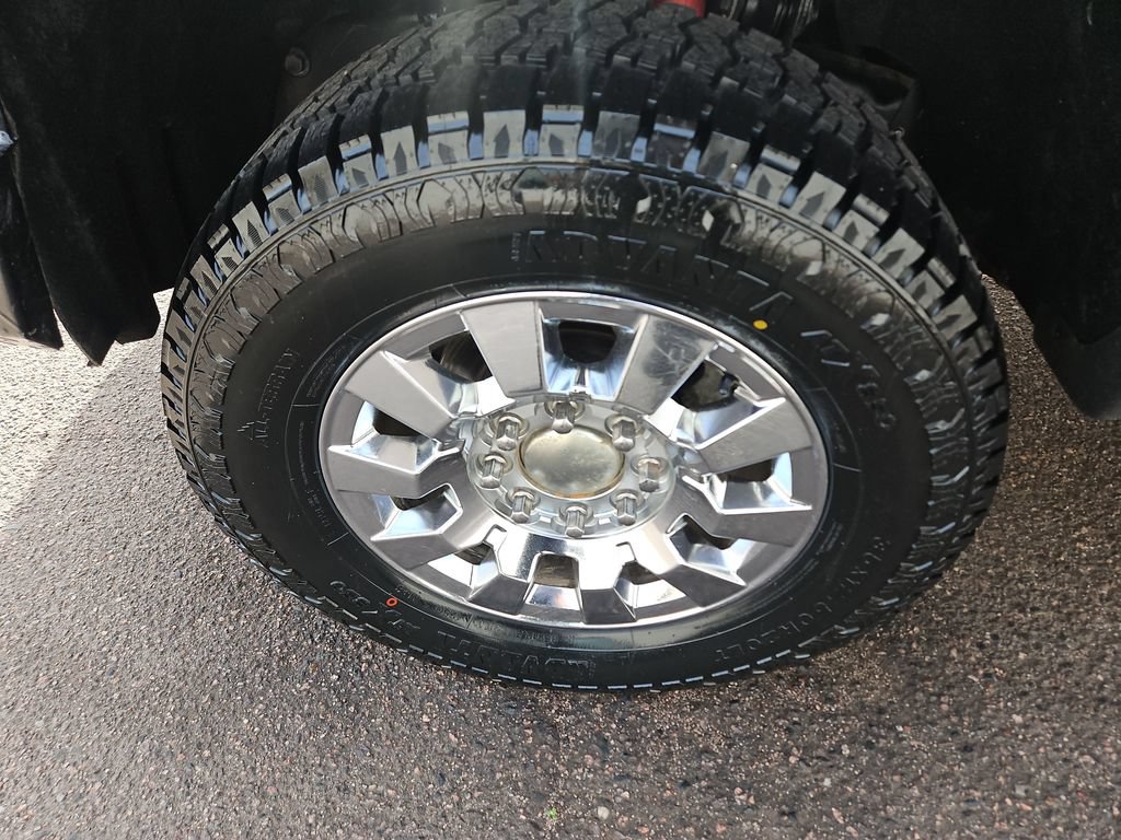 Used 2018 GMC Sierra 2500 Denali w/ Duramax Plus Package AWD/4WD image 28
