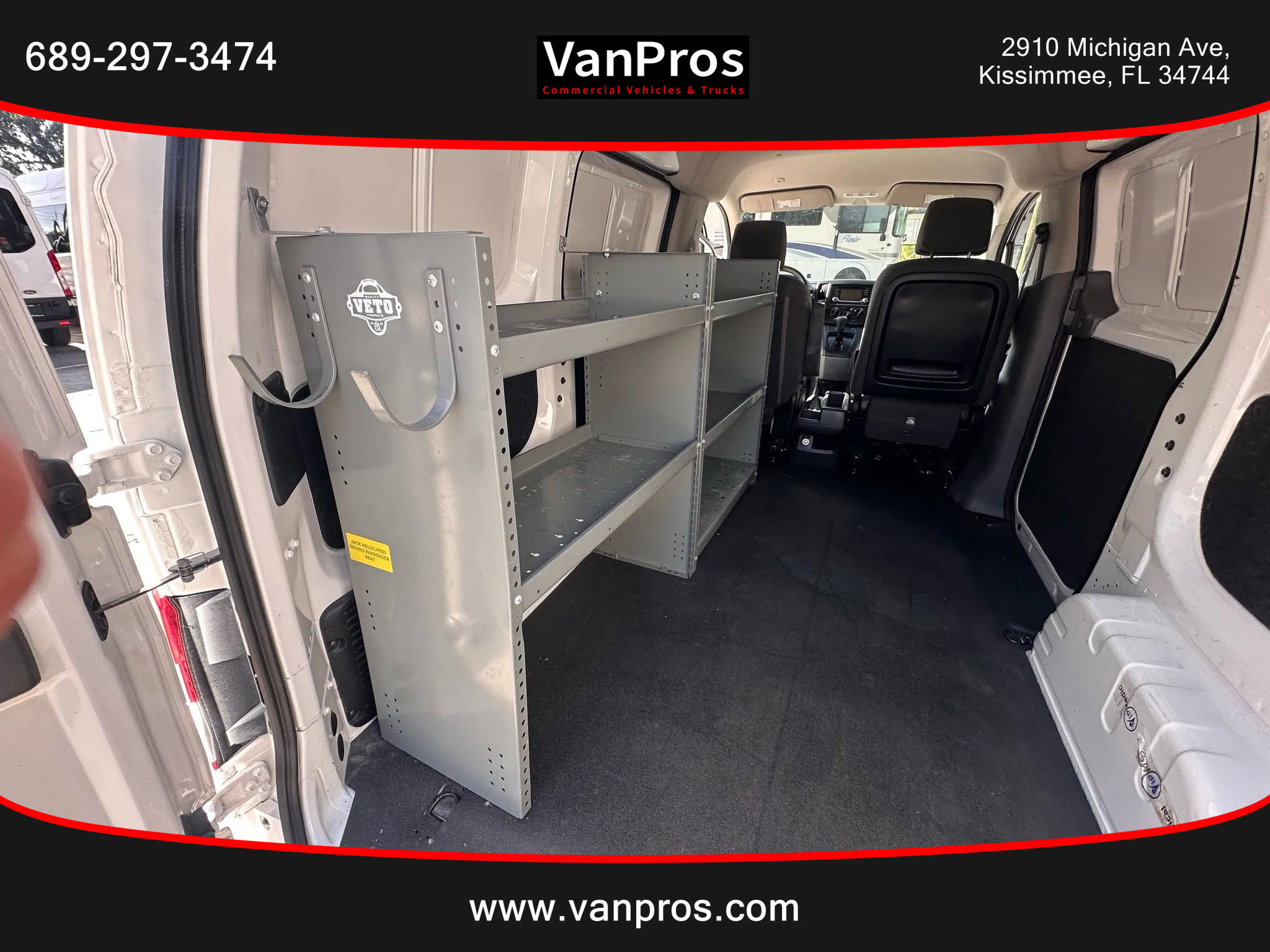 Used 2018 Nissan NV200 SV image 14