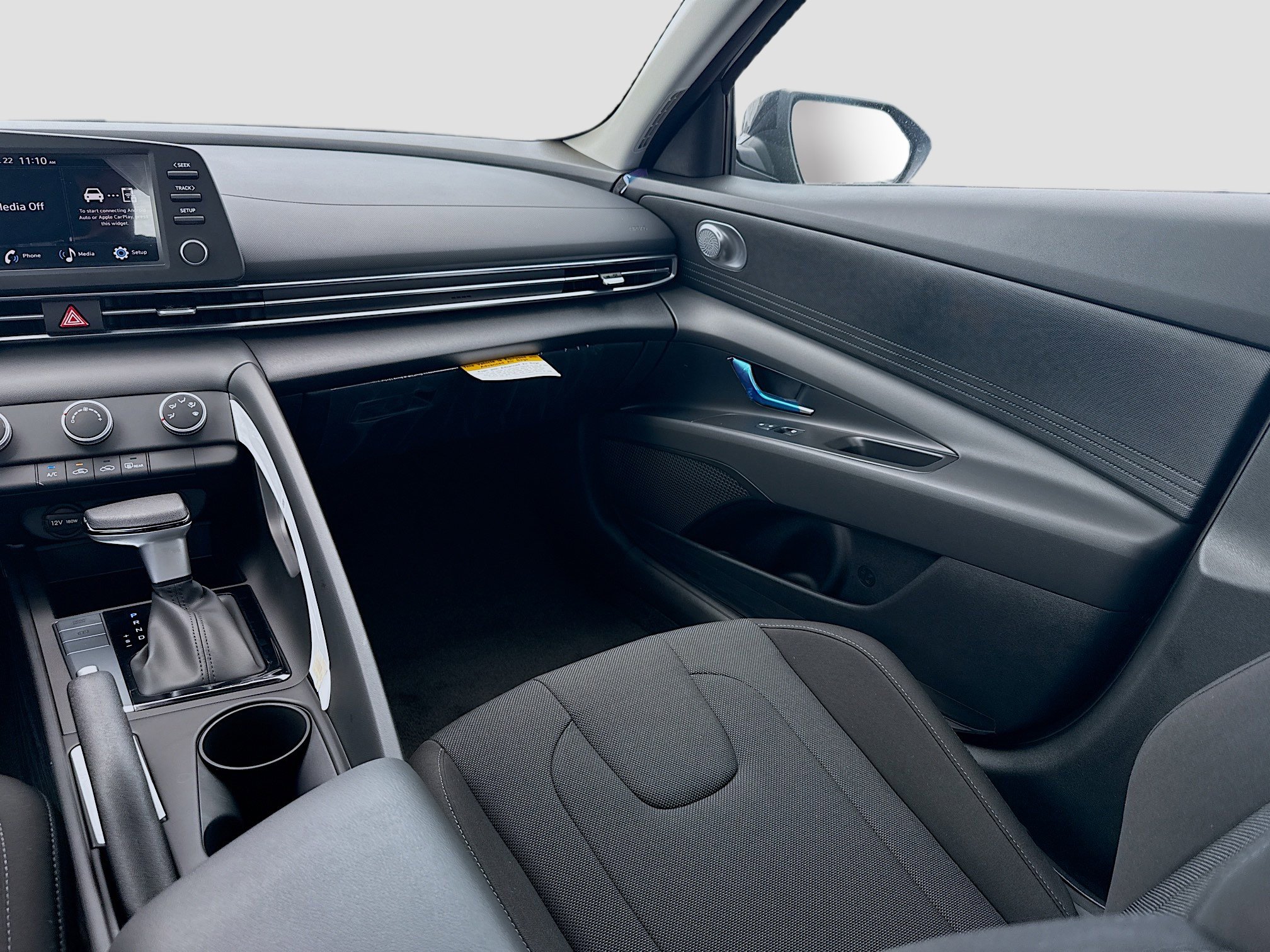 New 2026 Hyundai Elantra SE FWD image 16