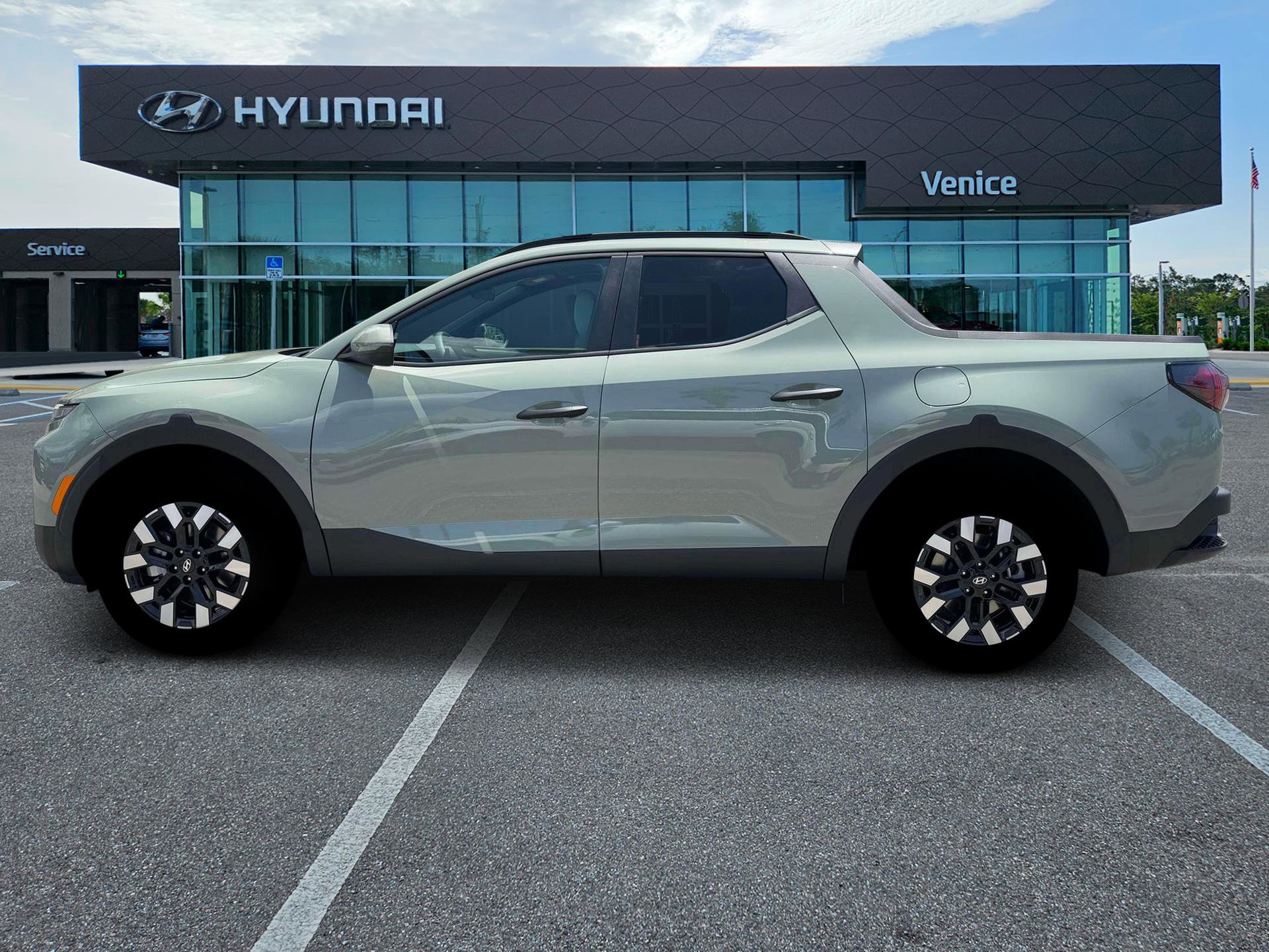 New 2026 Hyundai Santa Cruz SEL FWD image 3