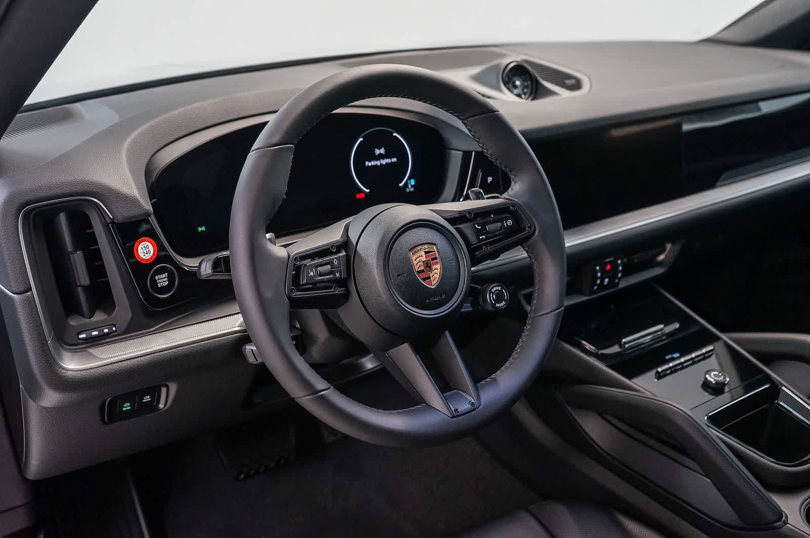New 2026 Porsche Cayenne Coupe AWD/4WD image 4