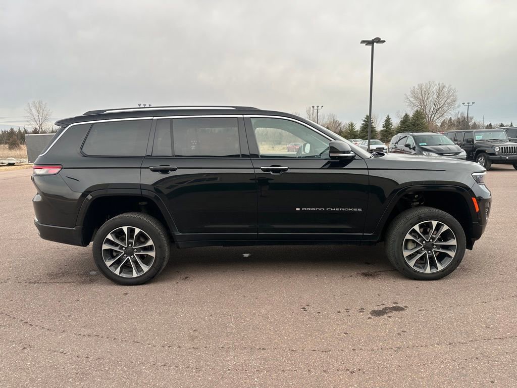 Used 2021 Jeep Grand Cherokee L Overland w/ Advanced Protech Group III image 36