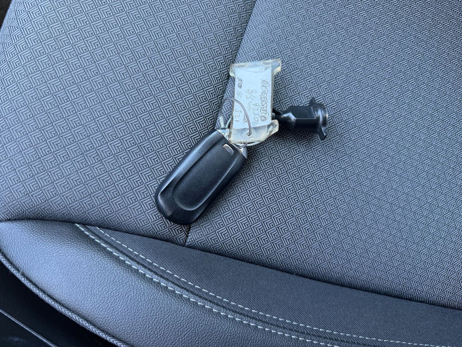 Used 2025 Buick Encore GX Preferred image 21