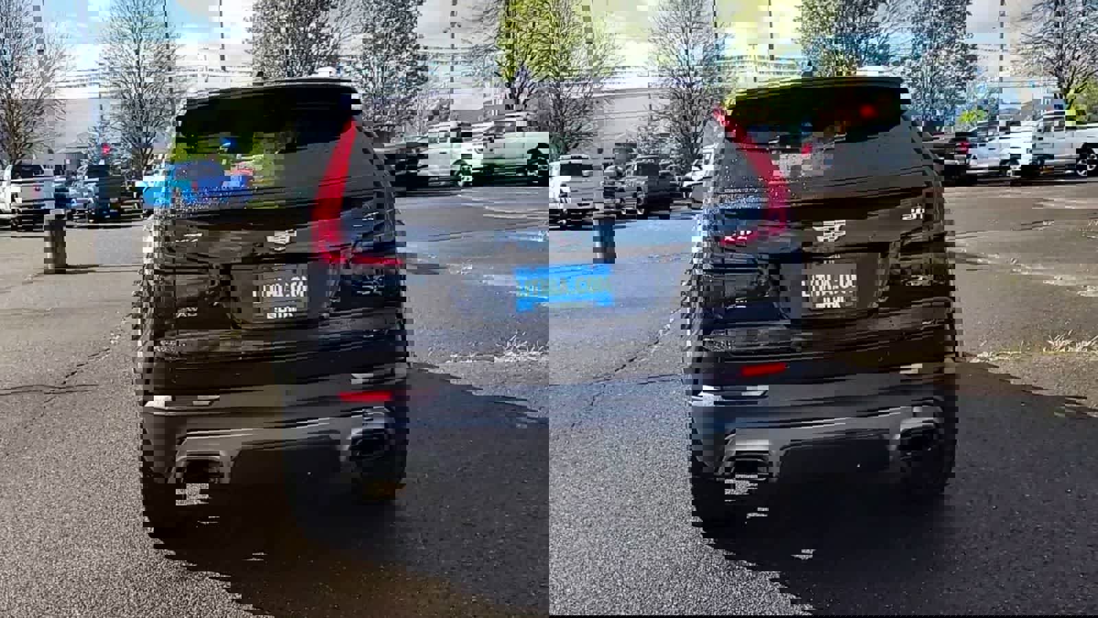 Used 2019 Cadillac XT4 Premium Luxury w/ Technology Package image 7