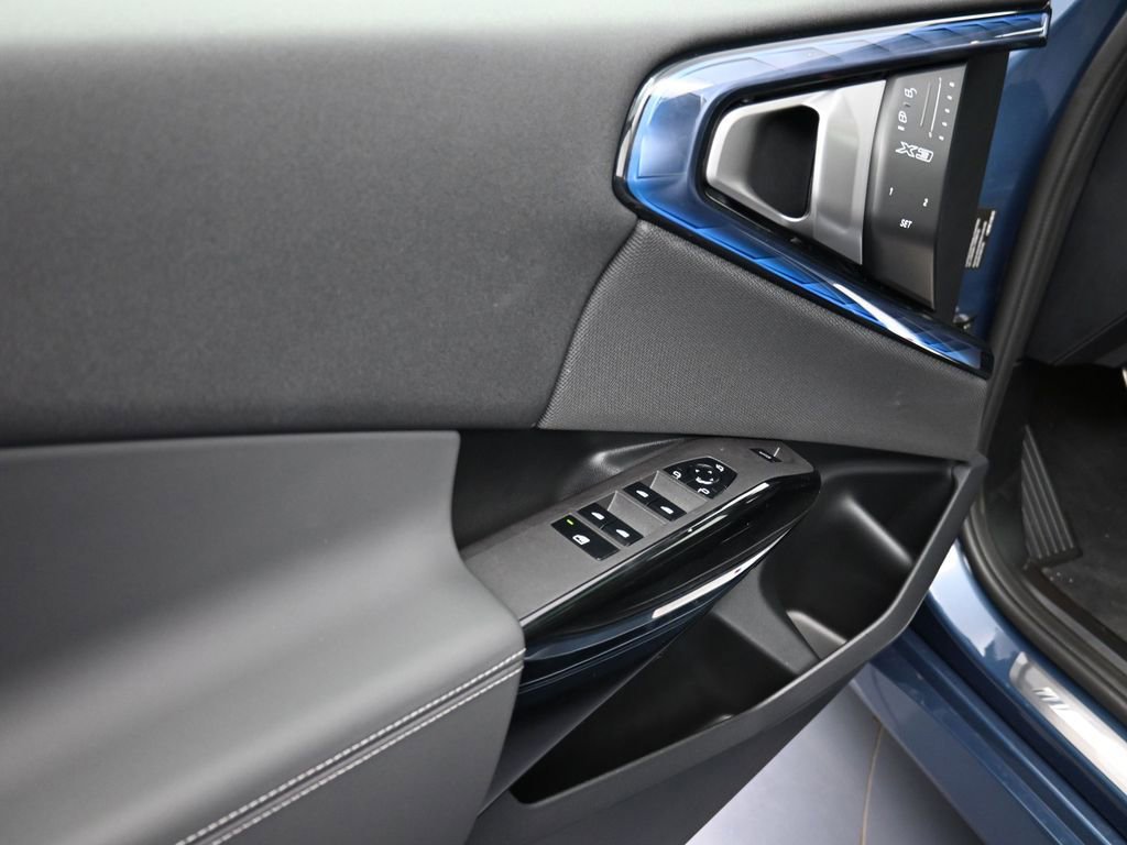 New 2026 BMW X3 xDrive30 w/ M Sport Package image 21