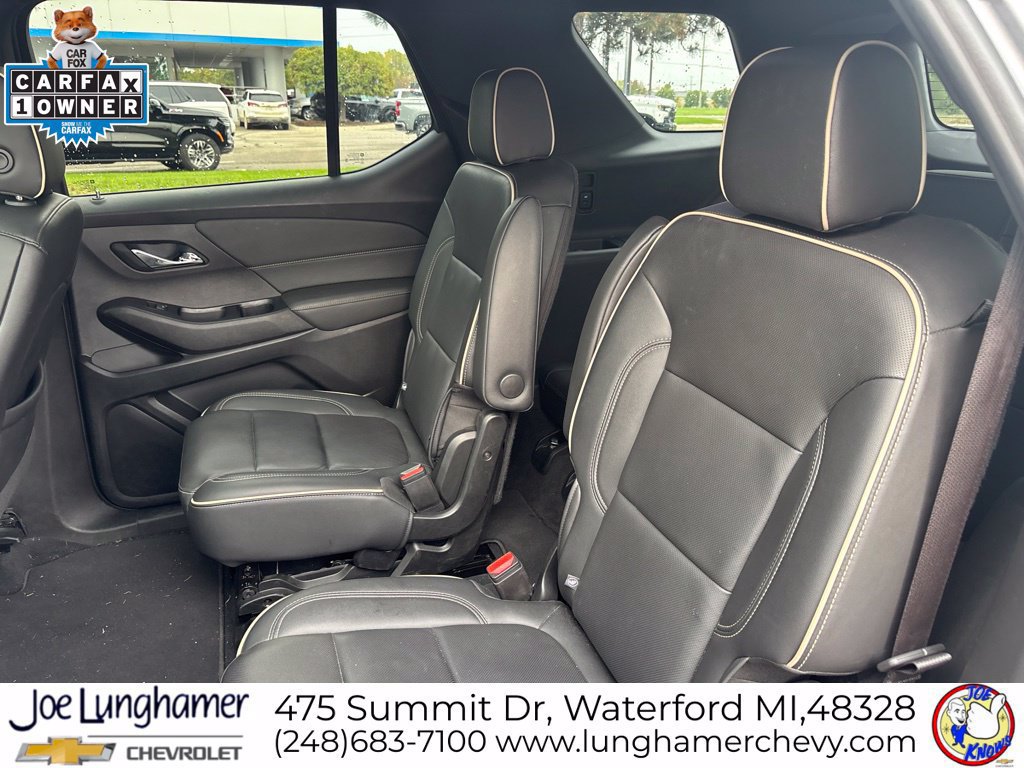Certified 2023 Chevrolet Traverse Premier w/ Redline Edition FWD image 12