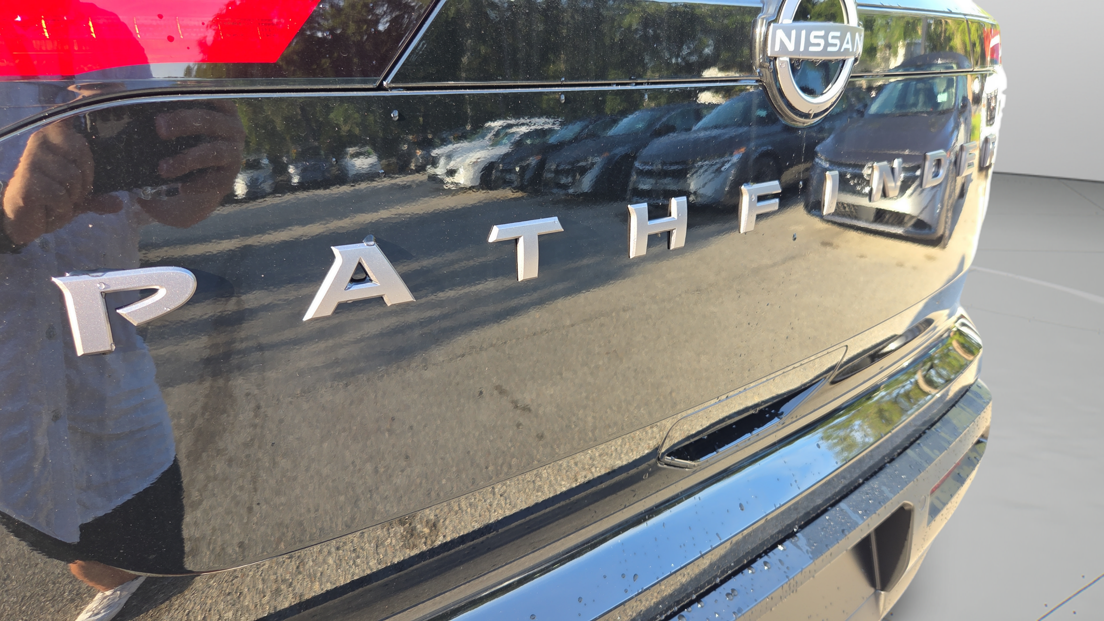 New 2026 Nissan Pathfinder SV FWD image 30