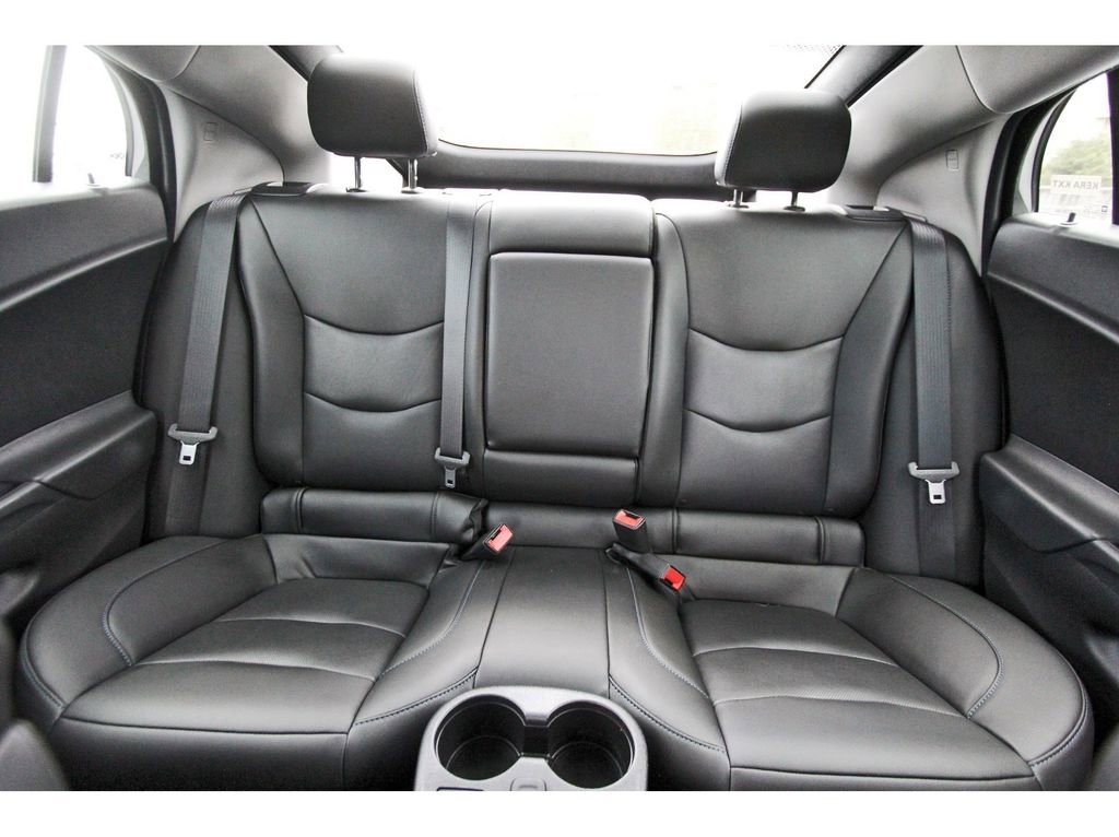 Used 2018 Chevrolet Volt Premier image 17