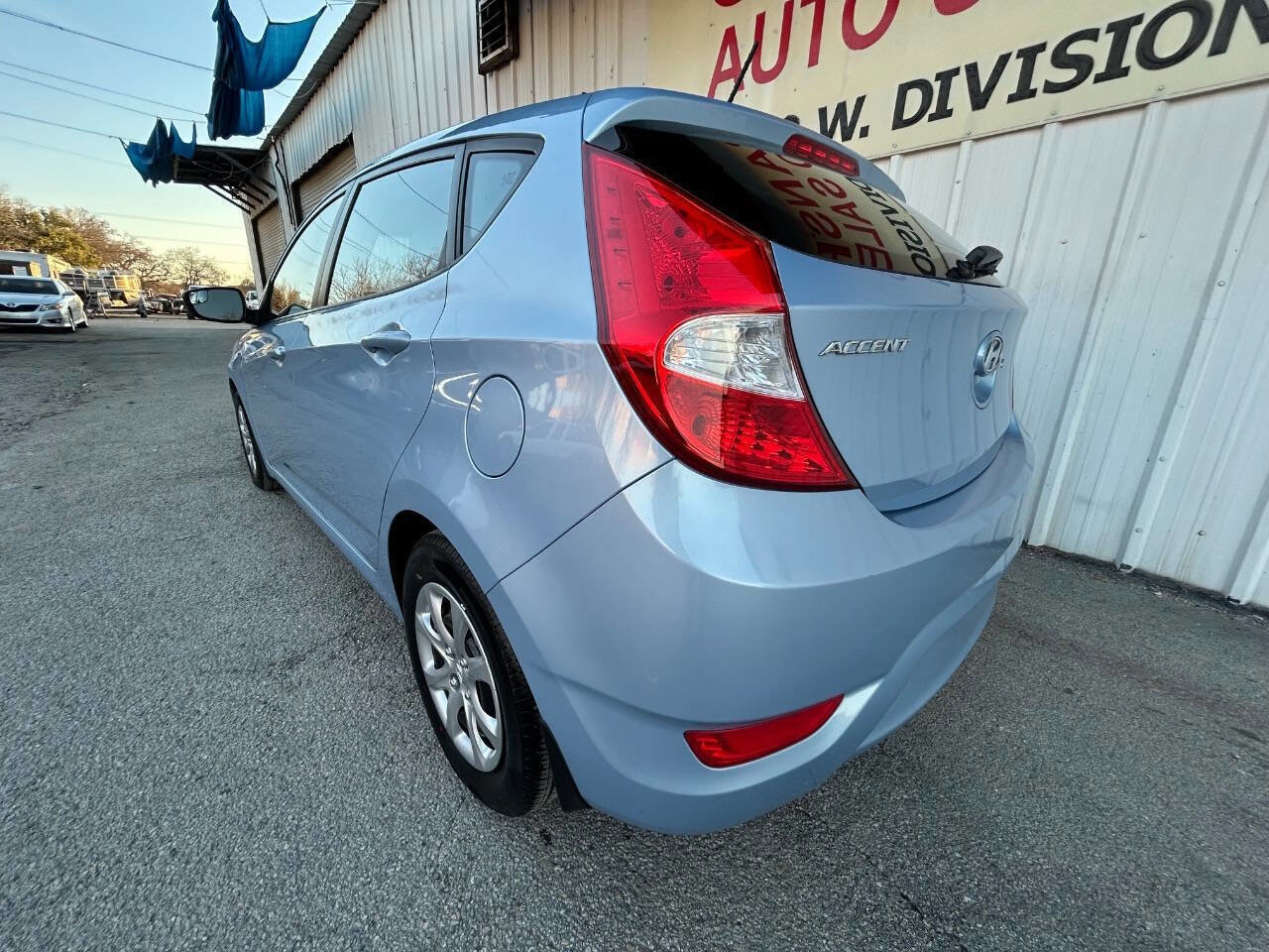 Used 2014 Hyundai Accent GS image 6