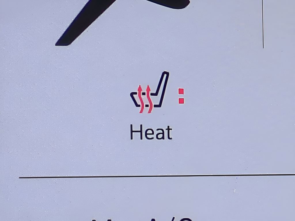 Used 2022 Chrysler Pacifica Pinnacle image 24