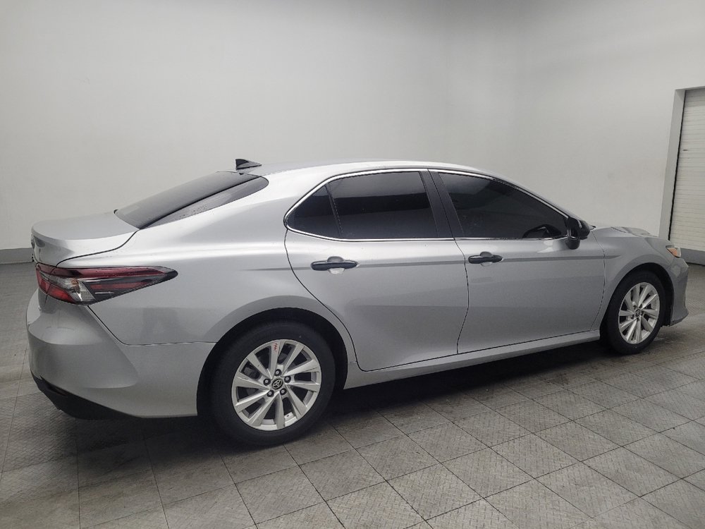 Used 2022 Toyota Camry LE FWD image 10