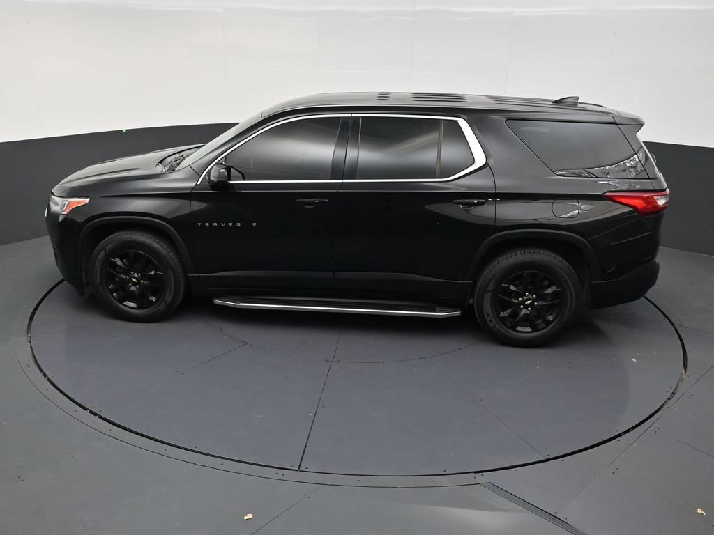 Used 2020 Chevrolet Traverse LS FWD image 14