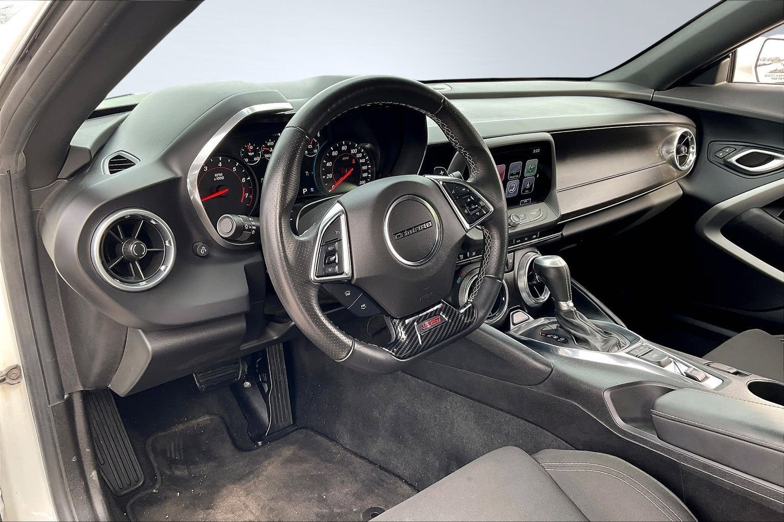 Used 2018 Chevrolet Camaro SS image 12