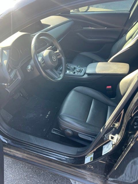 Used 2021 MAZDA CX-30 FWD 2.5 S w/ Select Package image 2