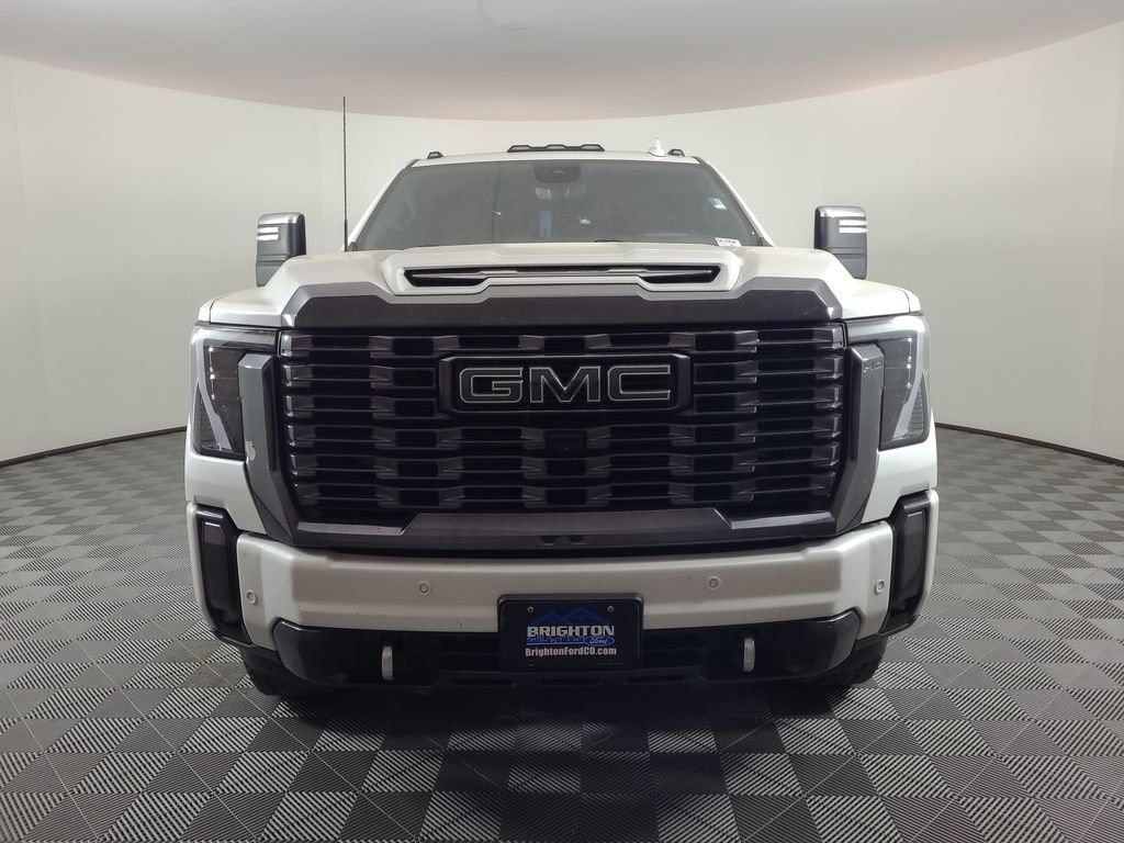 Used 2024 GMC Sierra 3500 Denali Ultimate image 8
