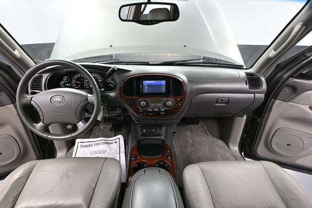 Used 2005 Toyota Sequoia Limited AWD/4WD image 23