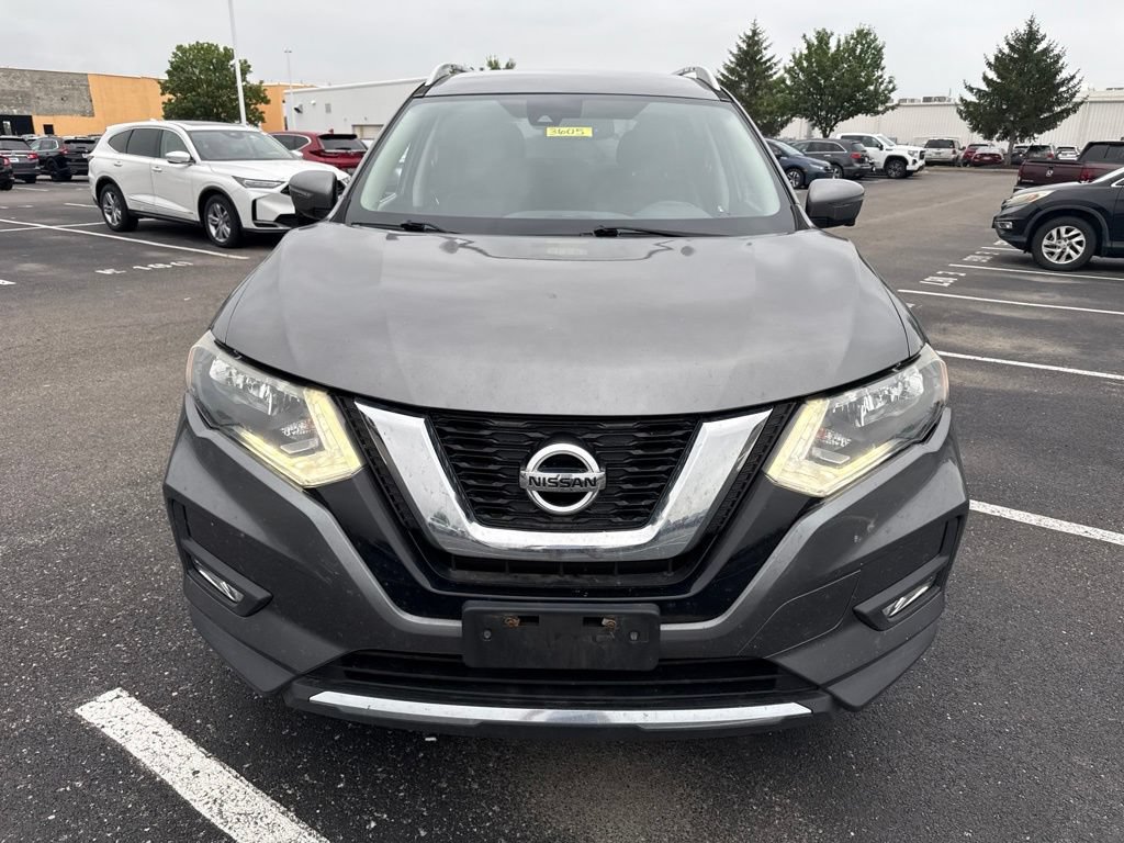 Used 2017 Nissan Rogue SL AWD/4WD image 2