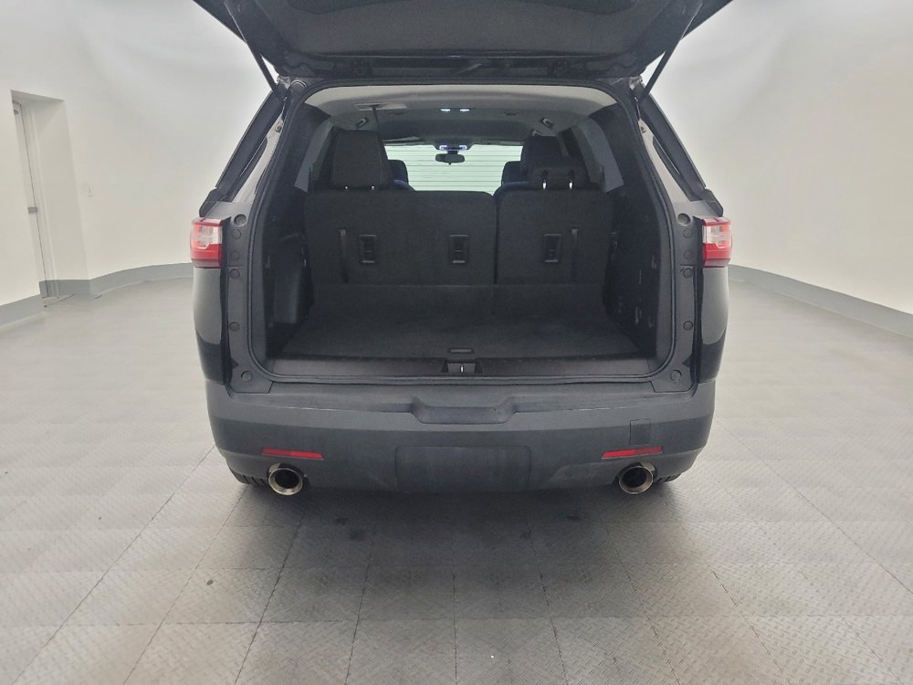 Used 2020 Chevrolet Traverse LT FWD image 29
