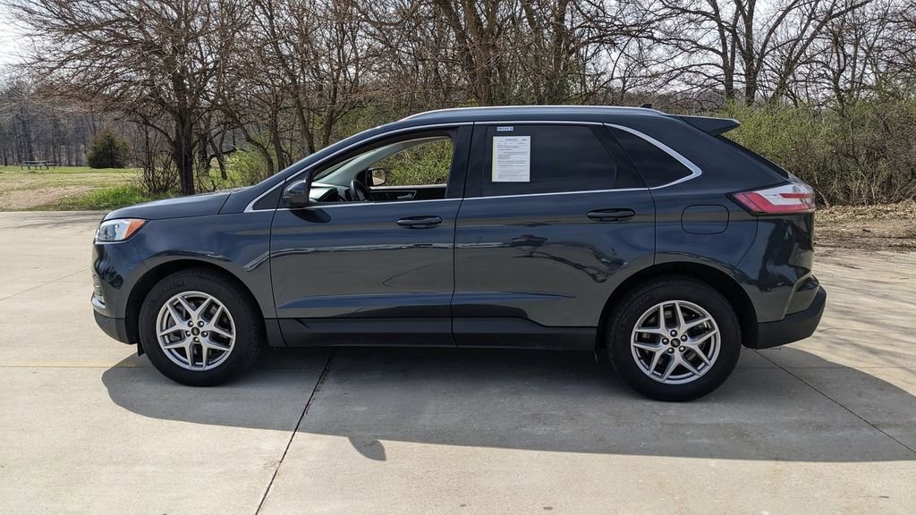 Used 2024 Ford Edge SEL w/ Convenience Package image 6