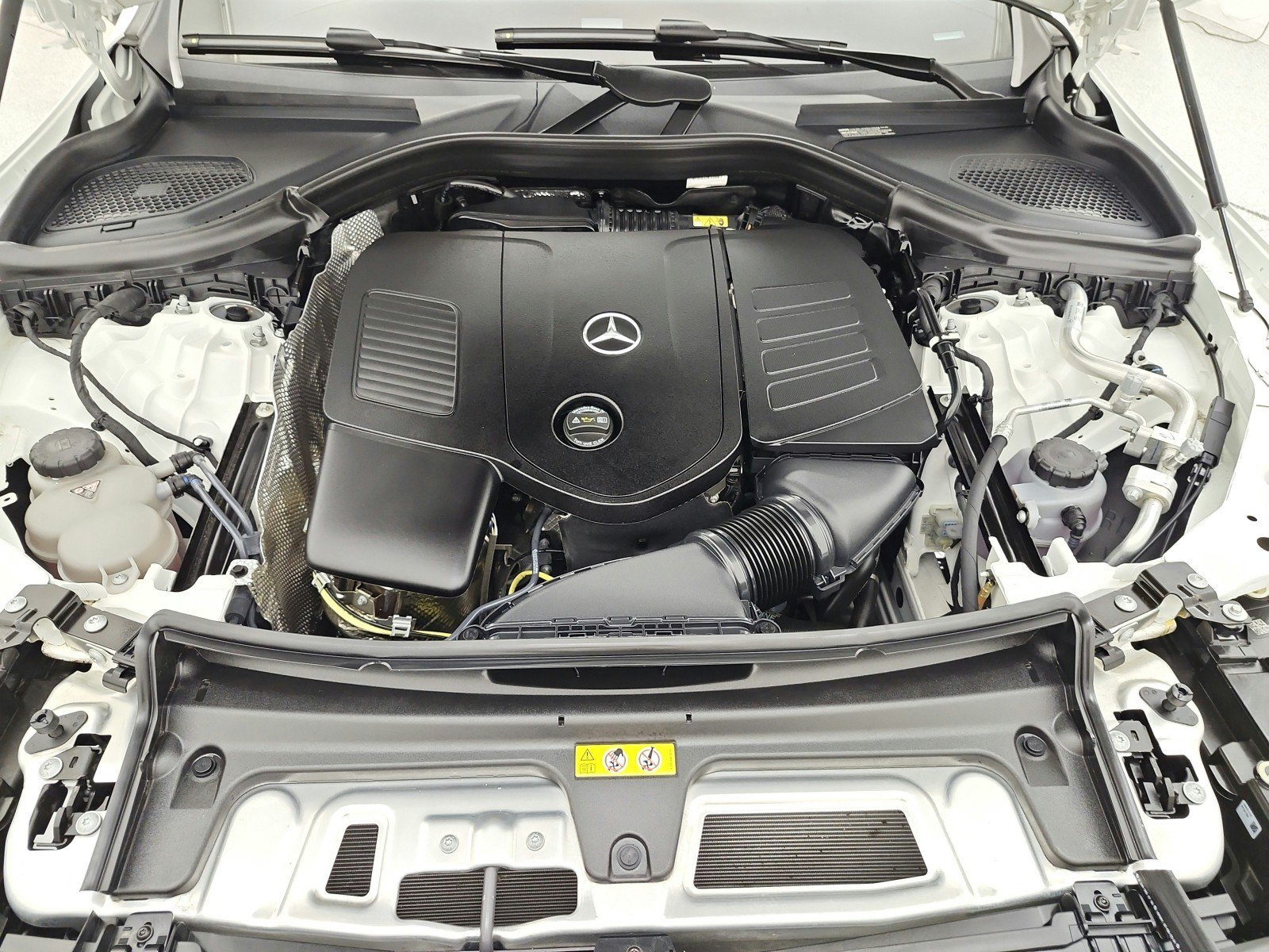 Certified 2026 Mercedes-Benz GLC 300 image 16