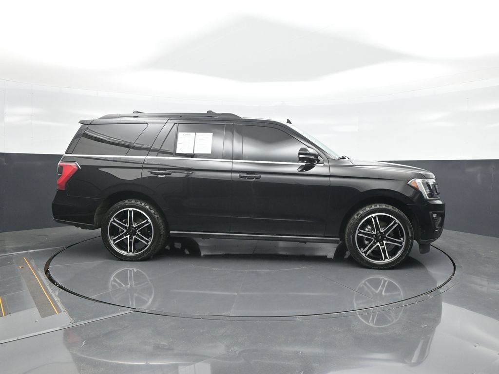 Used 2020 Ford Expedition Limited w/ Equipment Group 303A AWD/4WD image 8