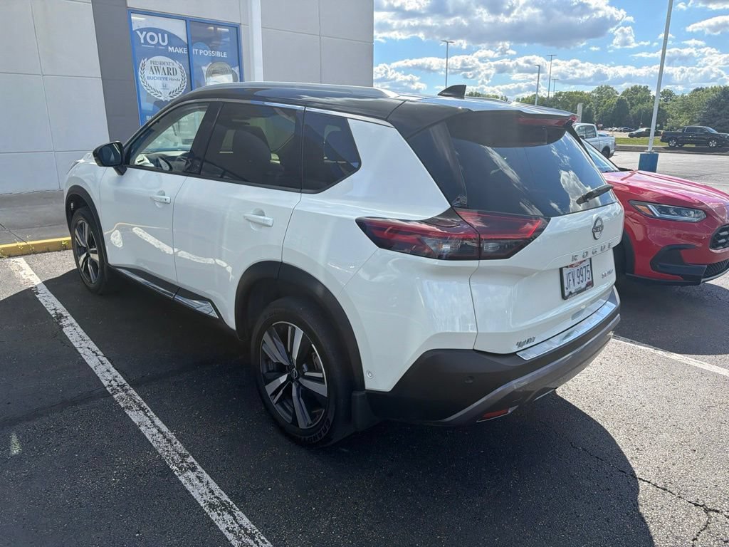 Used 2023 Nissan Rogue SL w/ SL Premium Package AWD/4WD image 3
