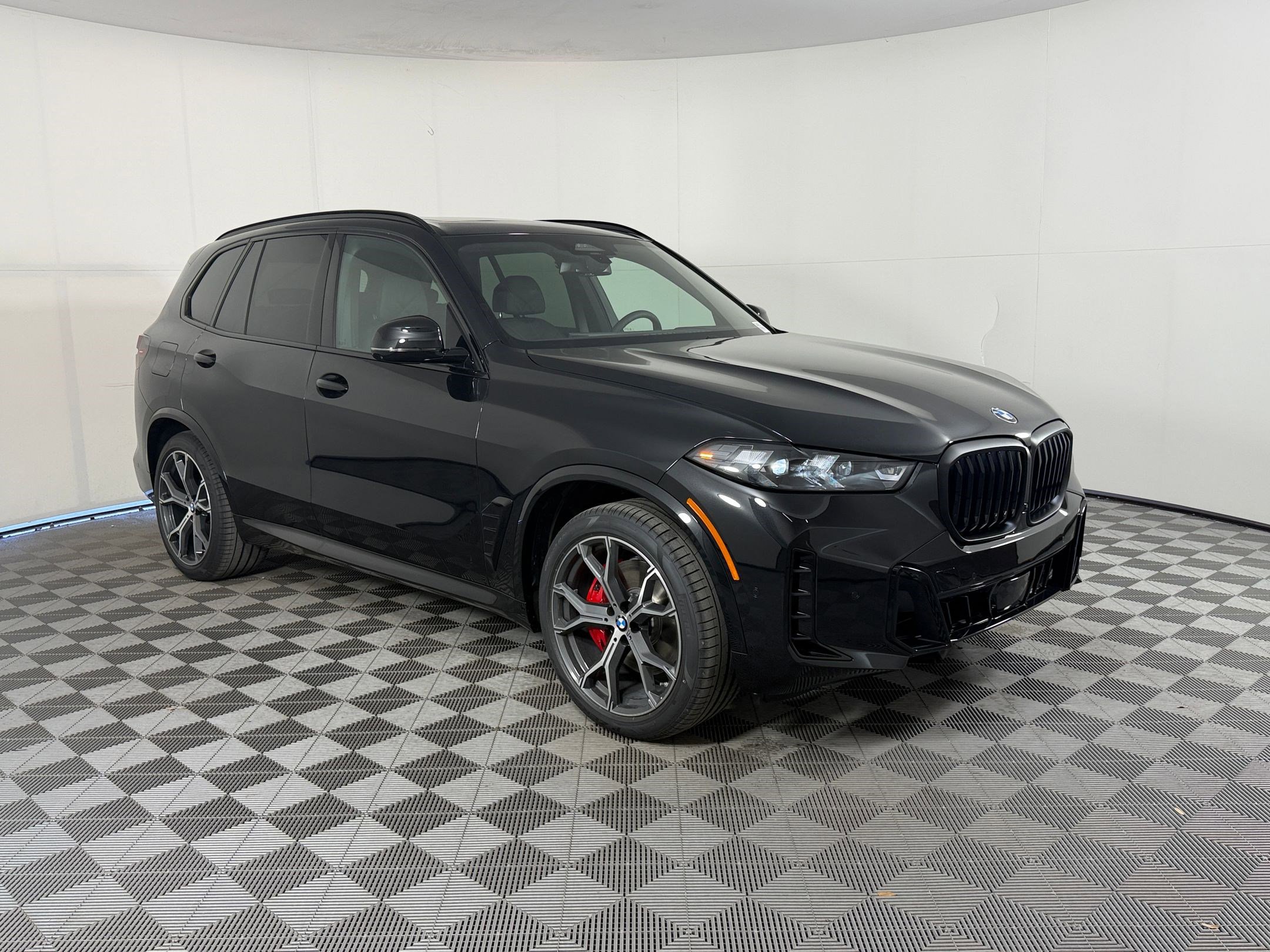 New 2026 BMW X5 xDrive40i w/ M Sport Package AWD/4WD image 7