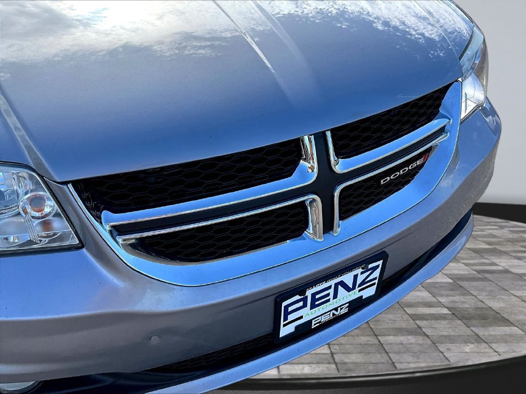 Used 2013 Dodge Grand Caravan Crew FWD image 36