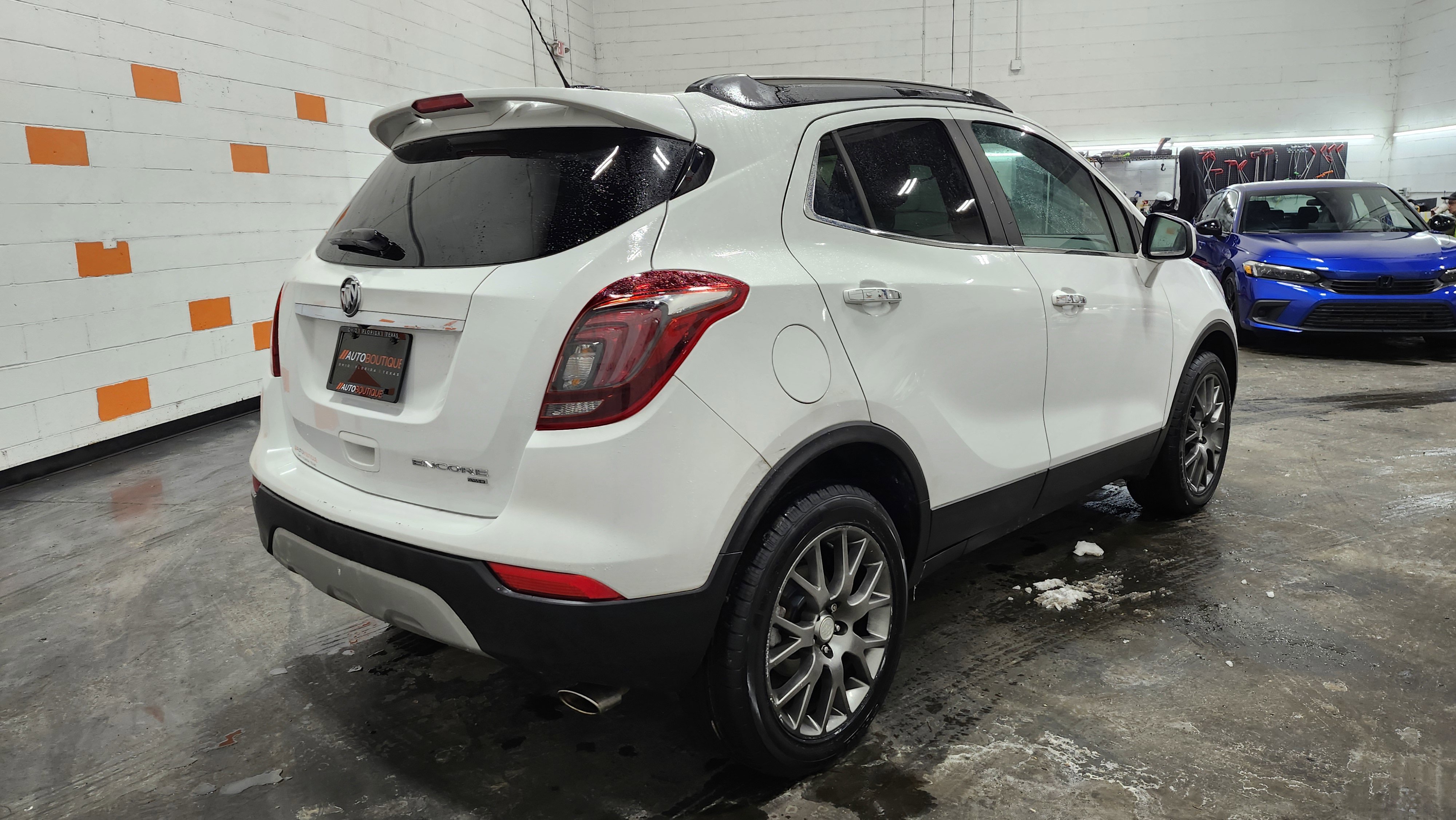 Used 2020 Buick Encore Sport Touring w/ Safety Package image 17