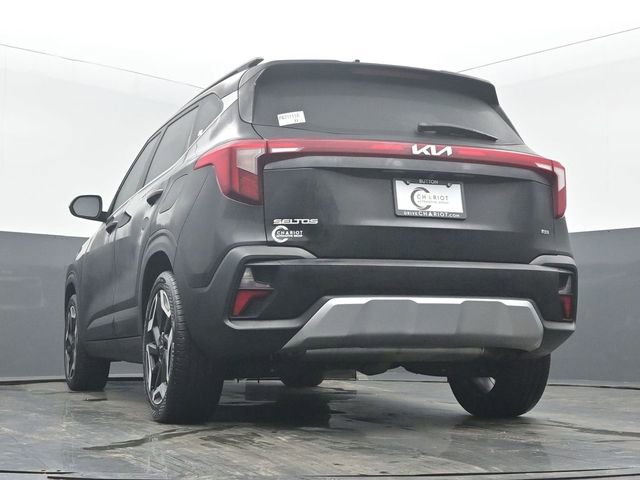 Used 2025 Kia Seltos SX w/ SX Sunroof Package image 49
