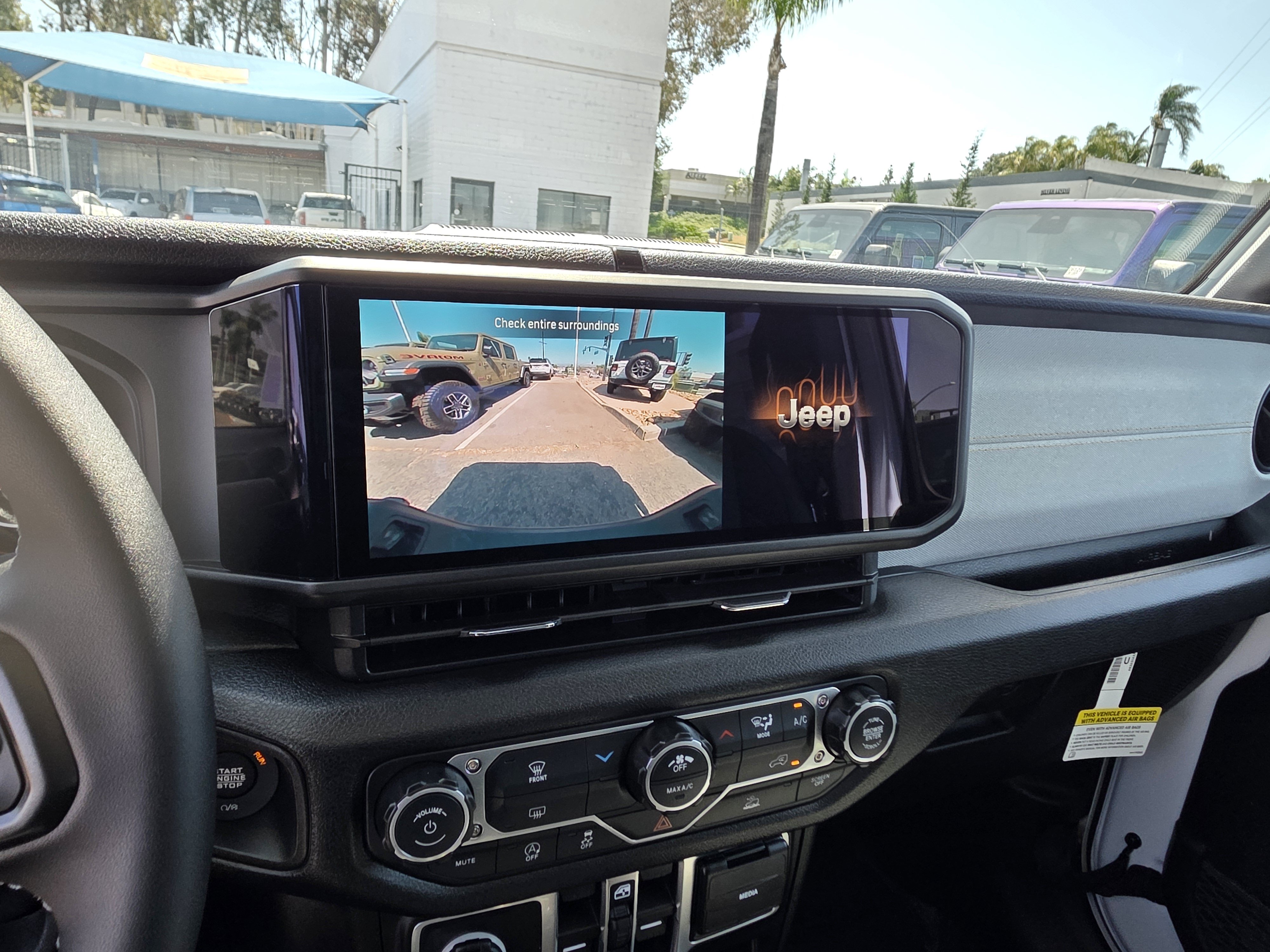 New 2026 Jeep Gladiator Sport AWD/4WD image 16