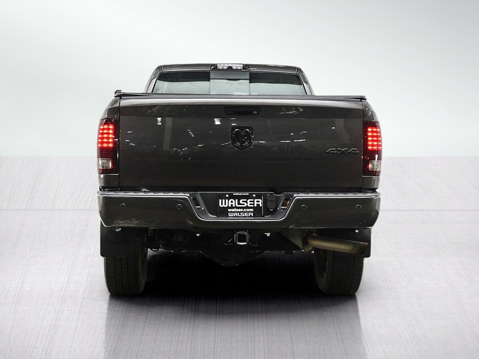 Used 2017 RAM 2500 Laramie w/ Sport Appearance Group AWD/4WD image 4